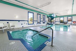 SureStay Plus Hotel by Best Western Drumheller