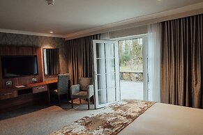 Dunadry Hotel and Gardens