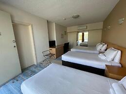 Haven Marina Motel