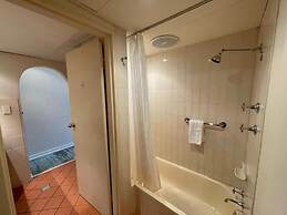 Haven Marina Motel