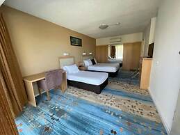 Haven Marina Motel