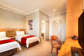 Best Western Plus Travel Inn Hotel