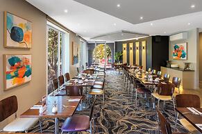 Best Western Plus Travel Inn Hotel