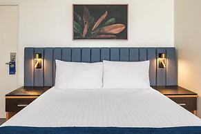 Best Western Plus Travel Inn Hotel