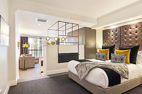 Mantra 2 Bond Street Sydney