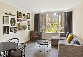 Mantra 2 Bond Street Sydney