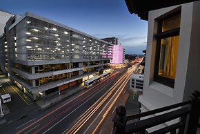 Adelaide Mansions Serviced Apartments