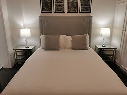Adelaide Mansions Serviced Apartments