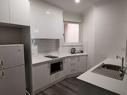 Adelaide Mansions Serviced Apartments