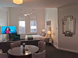 Adelaide Mansions Serviced Apartments