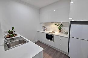 Adelaide Mansions Serviced Apartments