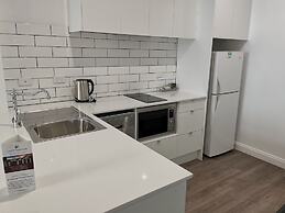 Adelaide Mansions Serviced Apartments