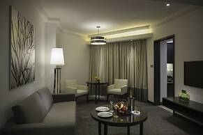 Gateway, Marco Polo Hotel