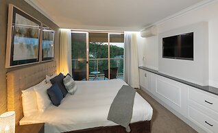 Pacific Bay Resort