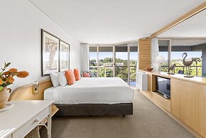 Pacific Bay Resort
