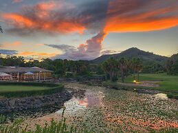 Pacific Bay Resort
