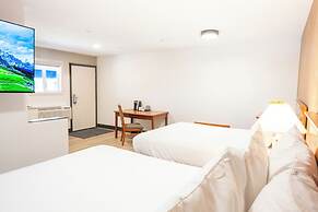 Travelodge by Wyndham Langley