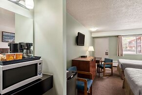 Travelodge by Wyndham Swift Current