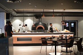 Rydges World Square