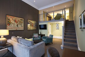 54 Queens Gate Hotel
