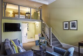 54 Queens Gate Hotel