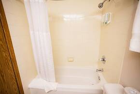 Super 8 by Wyndham Drayton Valley