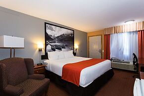 Super 8 by Wyndham Drayton Valley