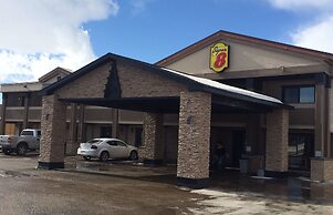 Super 8 by Wyndham Red Deer