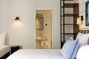 Hotel Moderniste