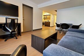 Super 8 by Wyndham Macleod Trail Calgary