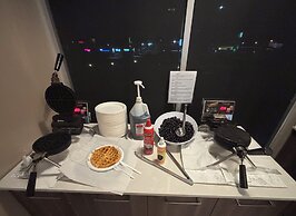 Super 8 by Wyndham Macleod Trail Calgary