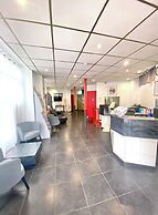 Hipotel Belgrand Edith Piaf