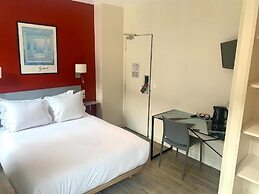 Hipotel Belgrand Edith Piaf