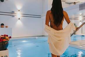 Grand Tonic Hotel & SPA NUXE
