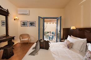 Porto Sisi Hotel Apartments