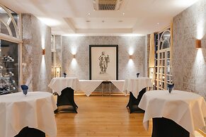 Radisson Blu Balmoral Hotel, Spa