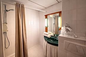 Brit Hotel Calais