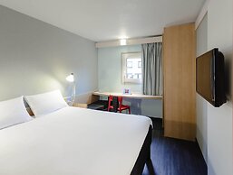ibis Bourges