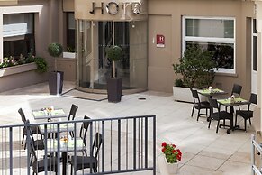 Timhotel Opera Blanche Fontaine