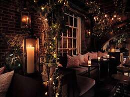 The Bloomsbury