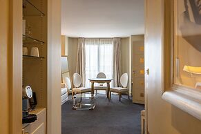 Hotel Renoir