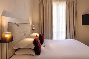 Hotel Renoir
