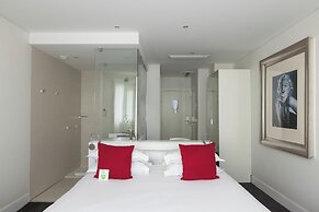 Hotel Renoir