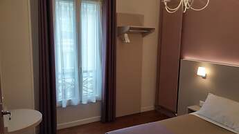 Modern Hotel