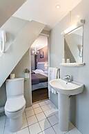Modern Hotel