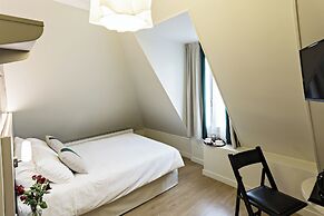 Modern Hotel