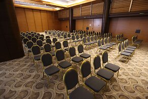 Radisson Blu Hotel, Beirut Verdun