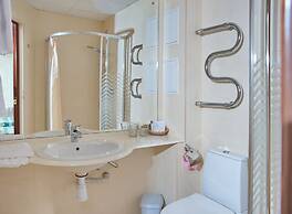 Ladoga Hotel