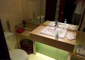 Beijing Tibet Hotel