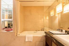 Beijing Tibet Hotel